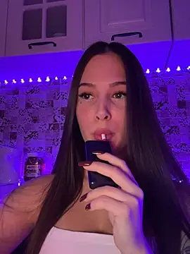 Snapshot of EricaWalls chatting on January 2025 03:18:01 PM EricaWalls online show from January 2025 03:18:01 PM