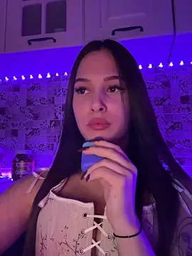 Snapshot of EricaWalls chatting on February 2025 10:02:02 PM EricaWalls online show from February 2025 10:02:02 PM