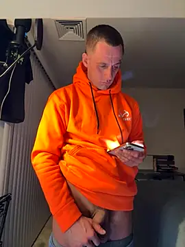 PeytonJohnn online show from October 2025 04:24:01 AM