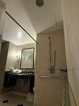 PeytonJohnn online show from December 2025 01:54:01 AM