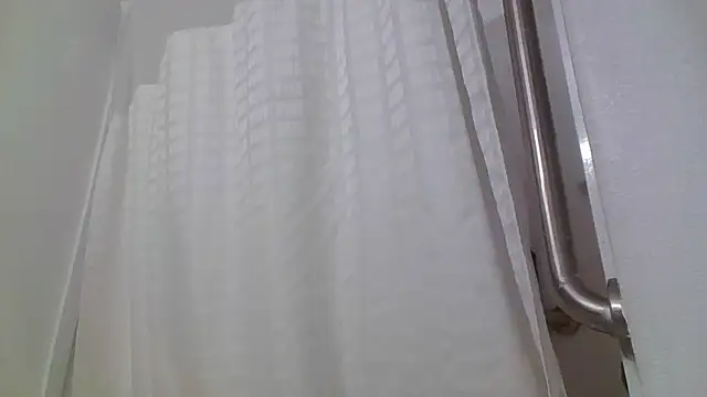 Snapshot of ALLURET4U chatting on December 2024 07:48:02 PM ALLURET4U online show from December 2024 07:48:02 PM