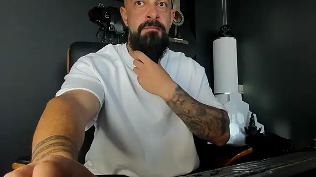 axxelrich  online show from September 2025 06:24:02 AM