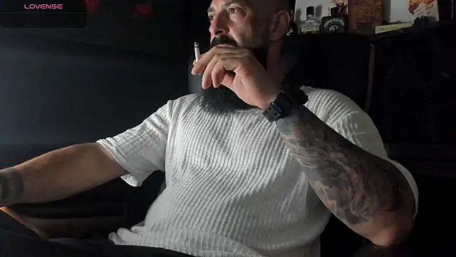 axxelrich  online show from September 2025 09:05:01 PM