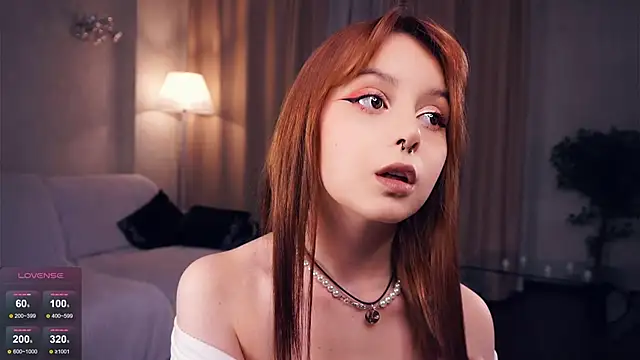 Snapshot of DevonaBucher chatting on January 2025 06:44:01 PM DevonaBucher online show from January 2025 06:44:01 PM