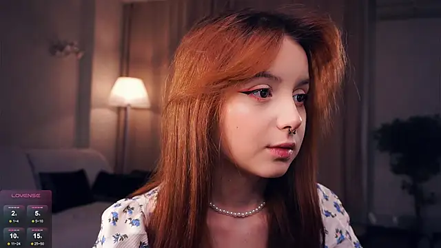 Snapshot of DevonaBucher chatting on February 2025 06:44:02 PM DevonaBucher online show from February 2025 06:44:02 PM