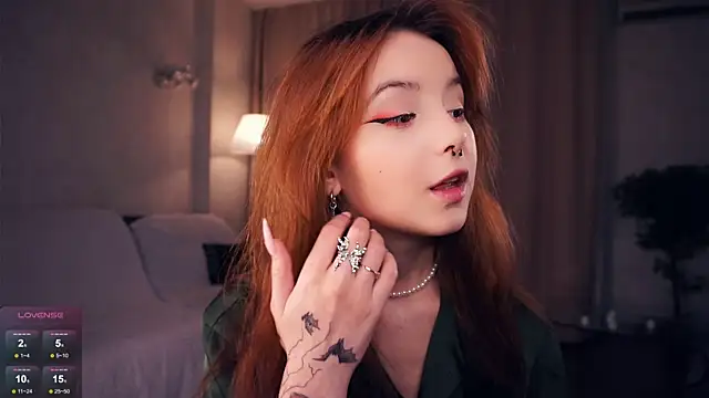 Snapshot of DevonaBucher chatting on February 2025 06:37:02 PM DevonaBucher online show from February 2025 06:37:02 PM