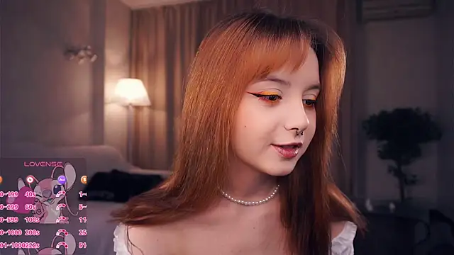 Snapshot of DevonaBucher chatting on March 2025 06:40:02 PM DevonaBucher online show from March 2025 06:40:02 PM