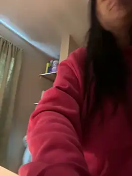 Snapshot of menaceswife chatting on January 2025 04:17:01 PM menaceswife online show from January 2025 04:17:01 PM