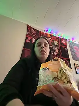 Snapshot of menaceswife chatting on February 2025 07:23:02 PM menaceswife online show from February 2025 07:23:02 PM