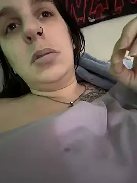 Snapshot of menaceswife chatting on February 2025 07:04:01 PM menaceswife online show from February 2025 07:04:01 PM