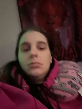 Snapshot of menaceswife chatting on February 2025 01:30:02 AM menaceswife online show from February 2025 01:30:02 AM