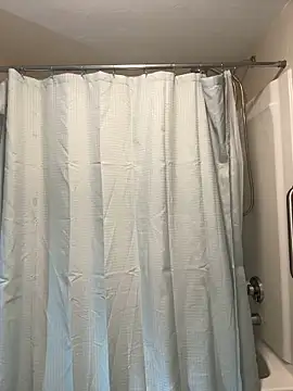 Snapshot of menaceswife chatting on February 2025 03:59:02 PM menaceswife online show from February 2025 03:59:02 PM