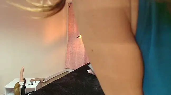 VioletaScott  online show from February 2025 12:48:02 PM