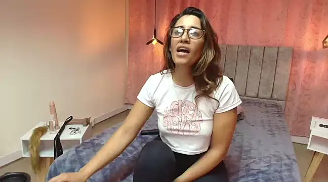 VioletaScott  online show from February 2025 04:59:02 PM