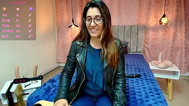 VioletaScott  online show from March 2025 12:51:01 PM