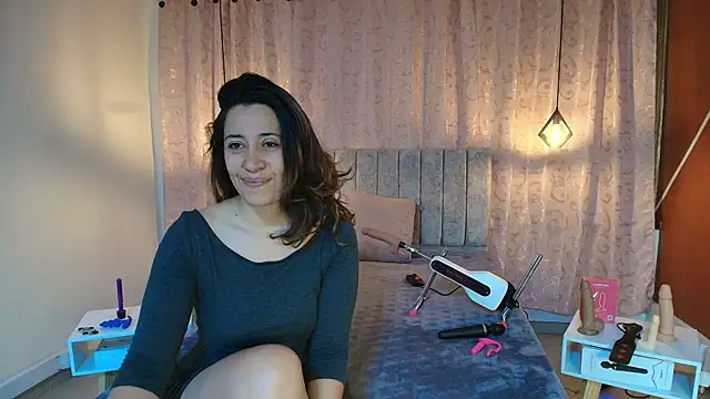 VioletaScott  online show from November 2025 01:21:02 PM