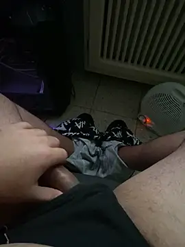 Snapshot of OSCURED20 chatting on March 2025 05:09:01 PM OSCURED20 online show from March 2025 05:09:01 PM