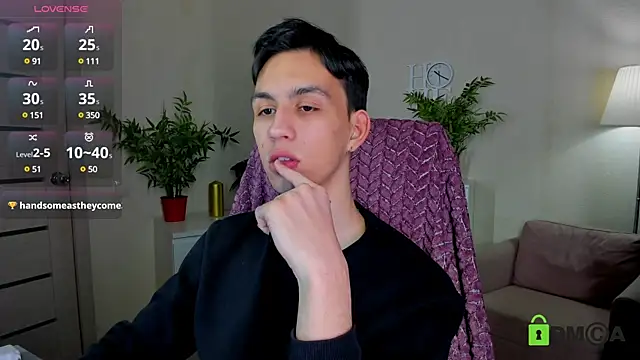 Snapshot of Ul_Tima chatting on December 2024 01:42:01 AM Ul Tima online show from December 2024 01:42:01 AM