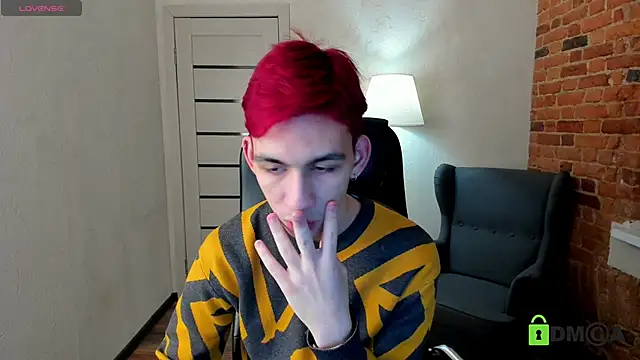 Snapshot of Ul_Tima chatting on January 2025 08:37:02 PM Ul Tima online show from January 2025 08:37:02 PM