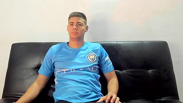 Snapshot of Brian_cx chatting on January 2025 09:46:02 PM Brian cx online show from January 2025 09:46:02 PM