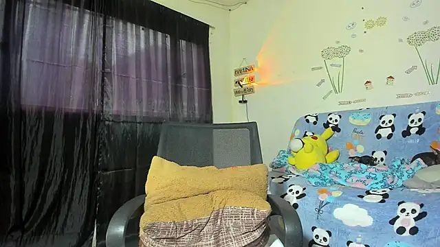 litle mily  online show from January 2025 09:57:01 PM