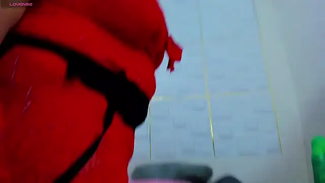 Snapshot of IsaSixty9 chatting on December 2024 12:41:01 AM IsaSixty9 online show from December 2024 12:41:01 AM