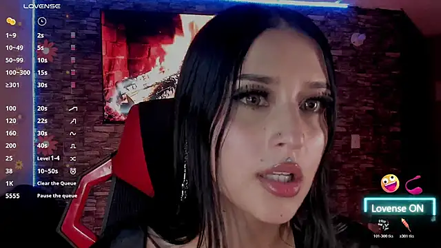 Charlotte greys online show from April 2026 11:43:01 PM