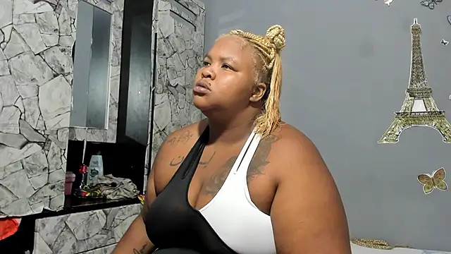 briyinabloom  online show from February 2025 01:53:02 PM