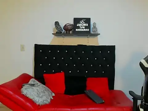 julian wallace online show from March 2025 11:28:02 PM