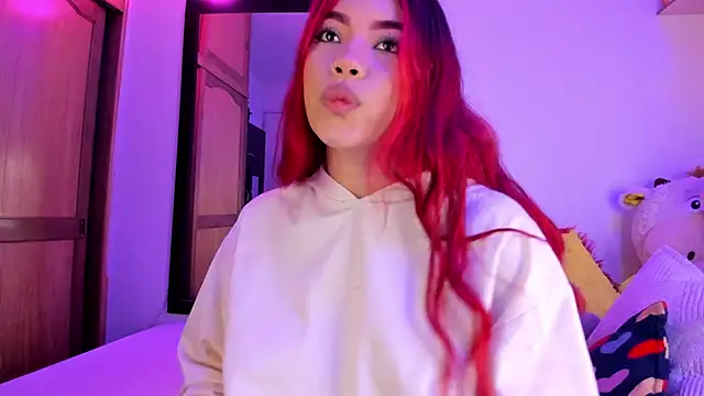 Lee Ash online show from September 2025 04:28:01 AM