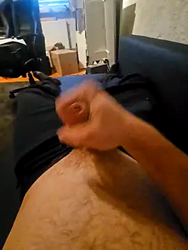 Snapshot of Feelixbi99 chatting on November 2025 11:01:02 AM Feelixbi99 online show from November 2025 11:01:02 AM