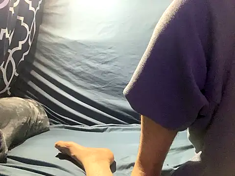 BigMac1596 online show from October 2025 12:52:01 AM