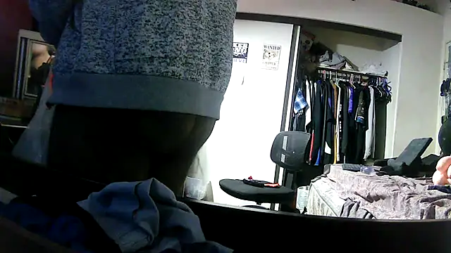 Snapshot of HBYAM chatting on November 2025 11:41:01 AM HBYAM online show from November 2025 11:41:01 AM