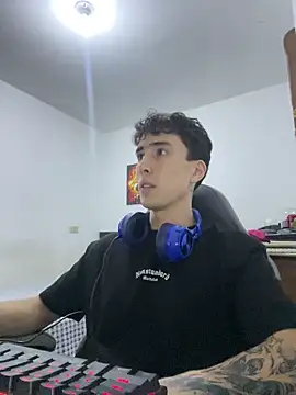 gojo satoru 18 online show from February 2026 11:03:02 PM