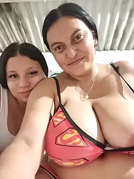 Snapshot of Horny-Mommy-Dirty chatting on September 2025 03:33:02 AM Horny-Mommy-Dirty online show from September 2025 03:33:02 AM