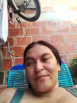 Snapshot of Horny-Mommy-Dirty chatting on November 2025 12:40:02 PM Horny-Mommy-Dirty online show from November 2025 12:40:02 PM