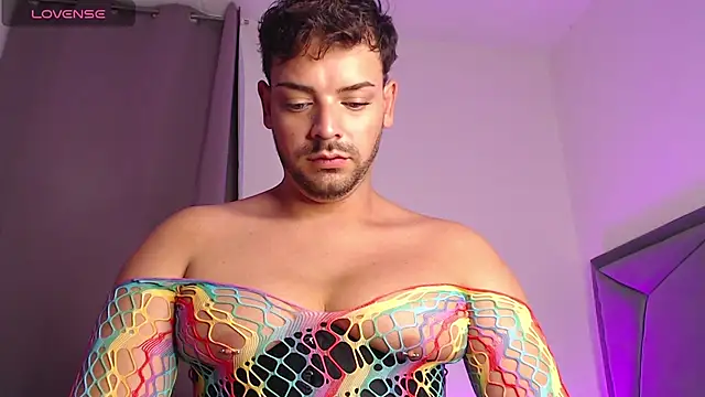 Logan cocky online show from September 2025 02:02:02 AM