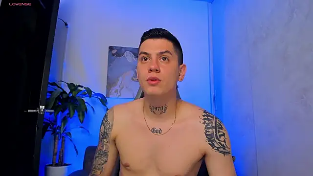 Yeiko Romero  online show from February 2026 09:07:01 PM