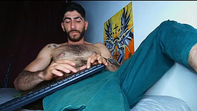 Thomass00 online show from February 2026 03:04:01 AM