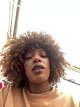 Snapshot of TIFFANYYSTAR chatting on February 2025 01:19:02 PM TIFFANYYSTAR online show from February 2025 01:19:02 PM