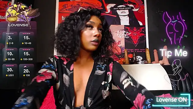 Snapshot of TIFFANYYSTAR chatting on March 2025 05:15:01 PM TIFFANYYSTAR online show from March 2025 05:15:01 PM