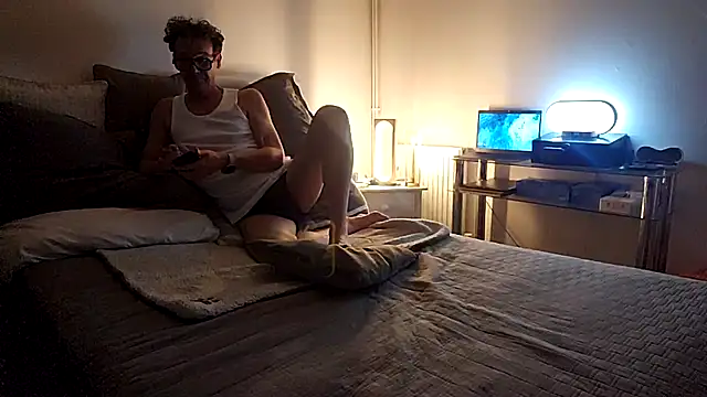 Snapshot of ImYourXtoy chatting on April 2026 07:22:01 PM ImYourXtoy online show from April 2026 07:22:01 PM