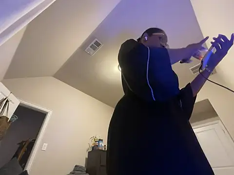 Snapshot of wynterheat chatting on November 2025 01:08:01 AM wynterheat online show from November 2025 01:08:01 AM