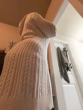 Snapshot of wynterheat chatting on November 2025 06:24:02 AM wynterheat online show from November 2025 06:24:02 AM