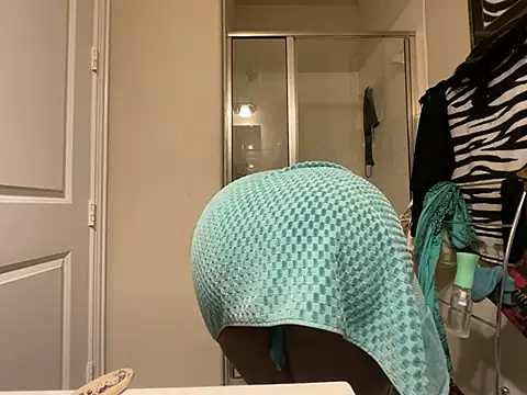 Snapshot of wynterheat chatting on July 2026 02:21:01 PM wynterheat online show from July 2026 02:21:01 PM