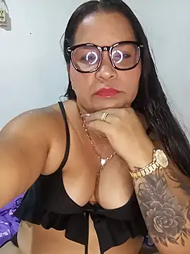 Snapshot of Sikiu_40 chatting on June 2026 04:36:02 AM Sikiu 40 online show from June 2026 04:36:02 AM