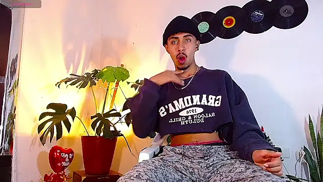 RyanRizzo online show from December 2024 07:12:02 PM