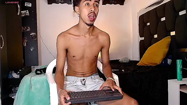 RyanRizzo online show from December 2024 09:25:02 PM