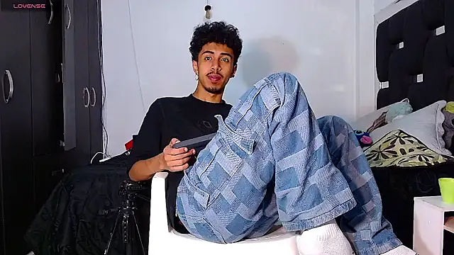 RyanRizzo online show from January 2025 12:28:01 AM