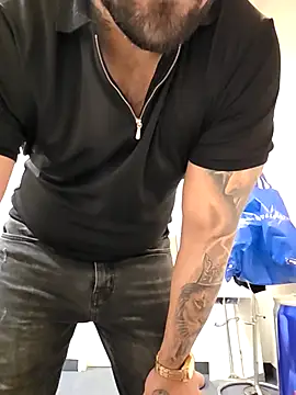 Snapshot of tikitaka97 chatting on March 2026 06:18:02 AM tikitaka97 online show from March 2026 06:18:02 AM